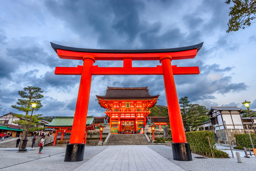 A Closer Look into Fushimi Inari Taisha Shrine | KCP International